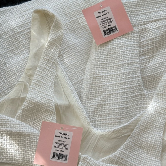 Showpo | White Two Piece Crop Wide Leg Set - Picture 5 of 7